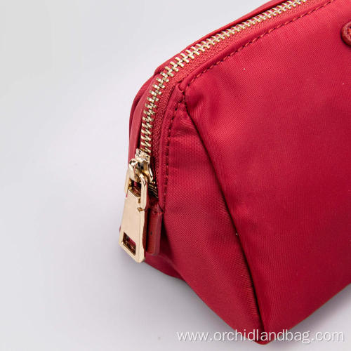 New simple and fashionable hand-held cosmetic bag